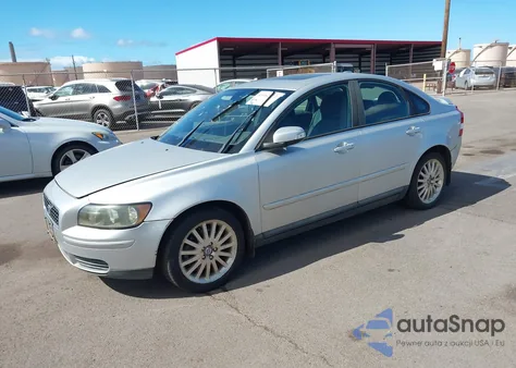 2007 Volvo S40 2.4I from USA, damaged, VIN YV1MS382272305205